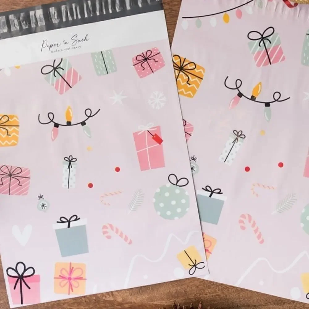 Poly mailers MIX 6x9 10x13 12.5x15 14x17 40 pieces 40 stickers 1.5” size